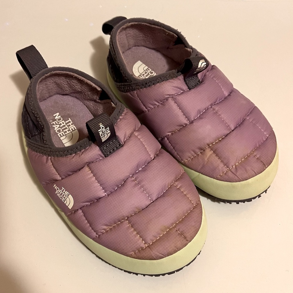 Youth Thermoball Traction Mules II